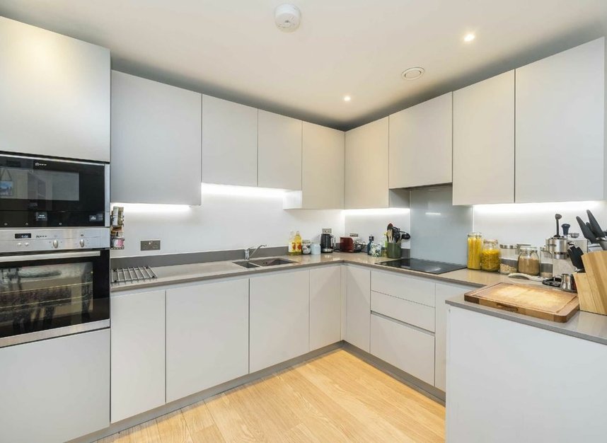 Properties to let in Brixton Road - SW9 7BW view4