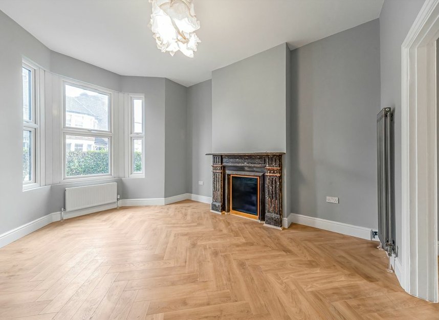 Properties let in Brockley Grove - SE4 1EB view3