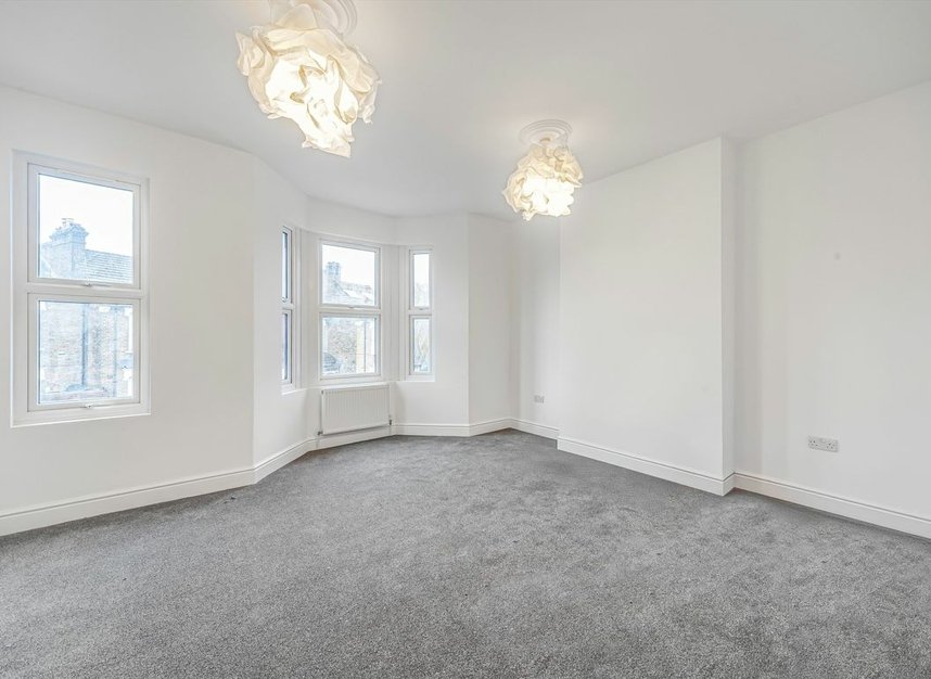 Properties let in Brockley Grove - SE4 1EB view5