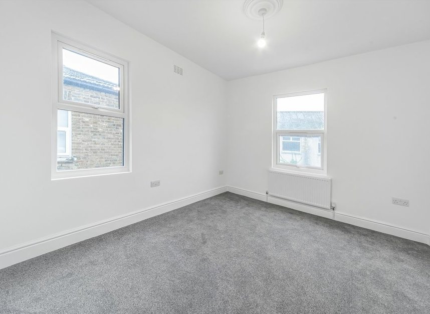 Properties let in Brockley Grove - SE4 1EB view8