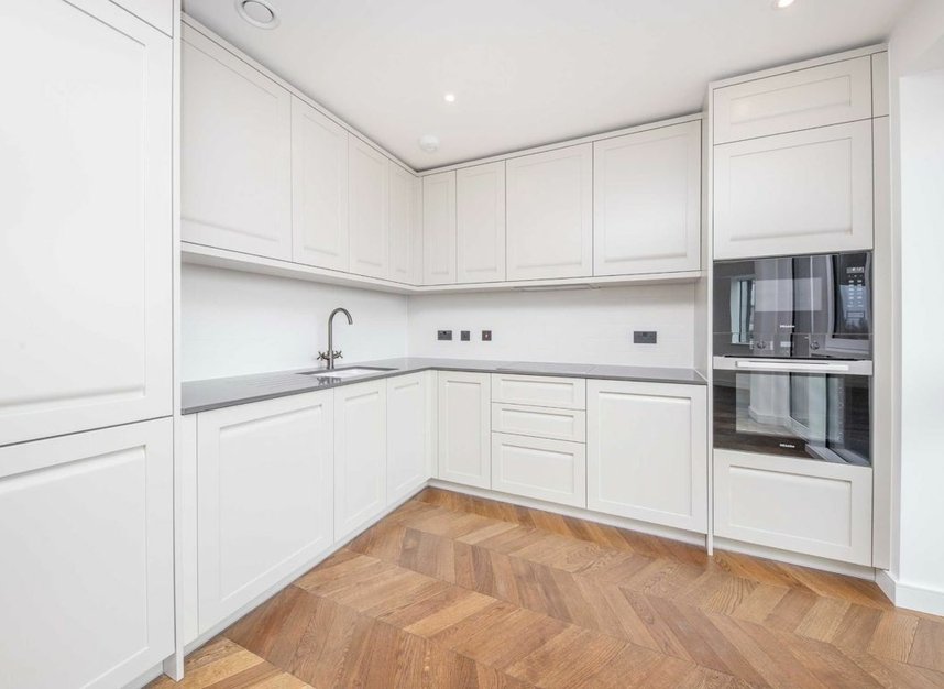 Properties let in Brook Street - KT1 2BN view2