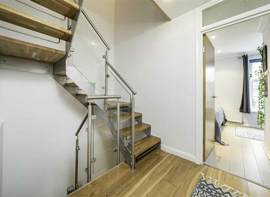 Properties let in Broom Park - TW11 9RS view4