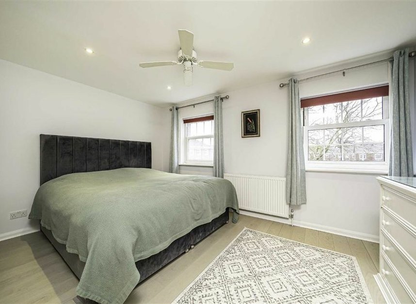Properties let in Broom Park - TW11 9RS view5