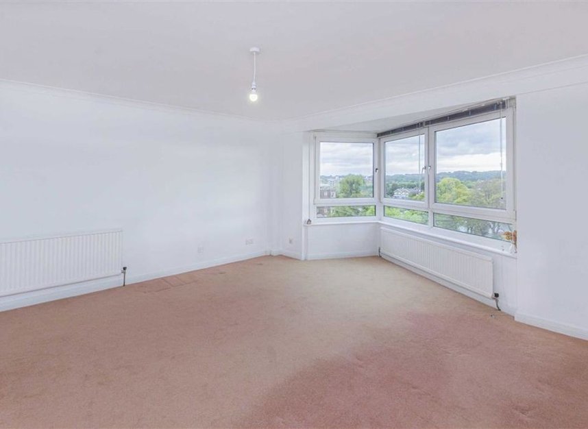Properties let in Broom Park - TW11 9RW view6