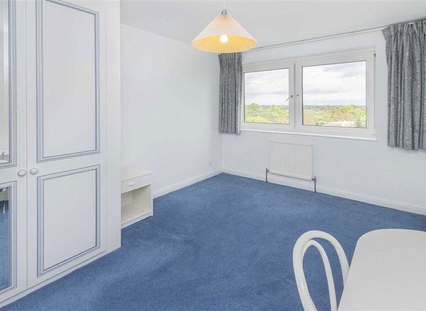 Properties let in Broom Park - TW11 9RW view5