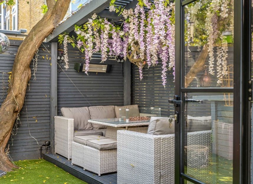 Properties to let in Broomwood Road - SW11 6JX view15