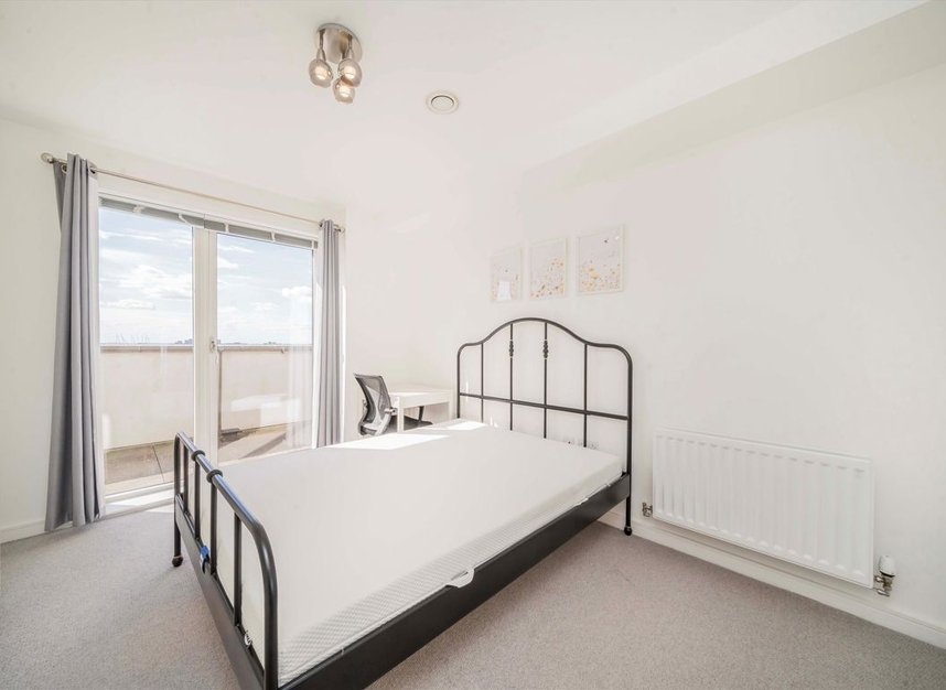 Properties let in Brownlow Road - W13 0HS view6