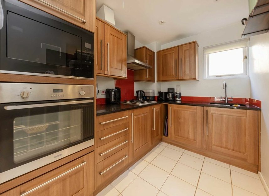 Properties let in Bruges Place - NW1 0TE view3