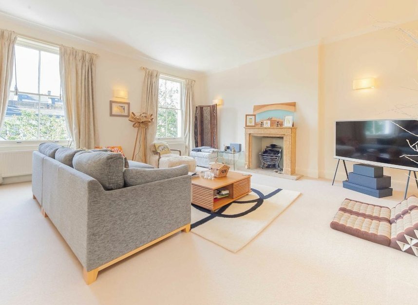Properties let in Brunswick Gardens - W8 4AL view3