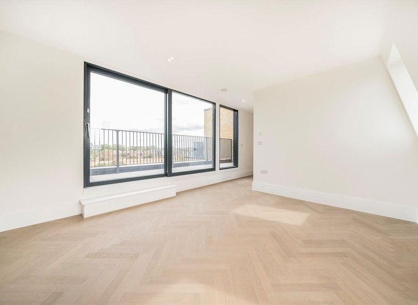 Properties to let in Bryanston Close - UB2 4JR view9