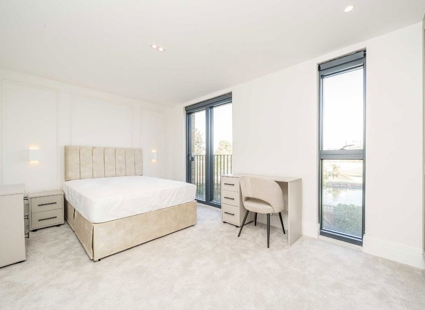 Properties to let in Bryanston Close - UB2 4JR view6