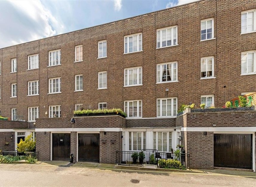 Properties let in Bryanston Mews West - W1H 2DD view1