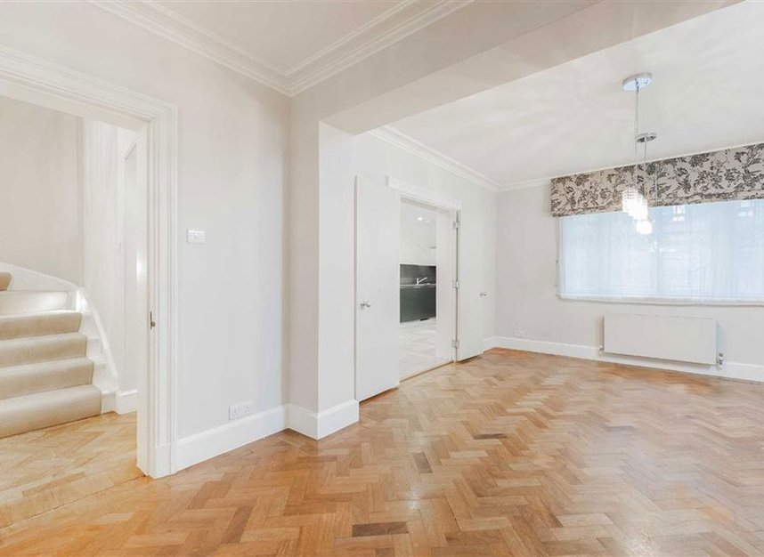 Properties let in Bryanston Mews West - W1H 2DD view4