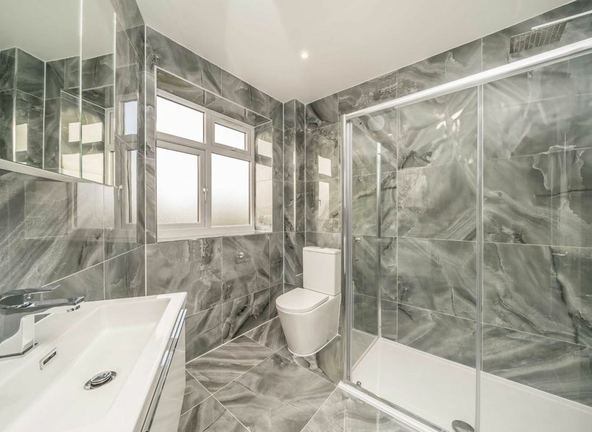Properties let in Buxton Drive - KT3 3UX view7