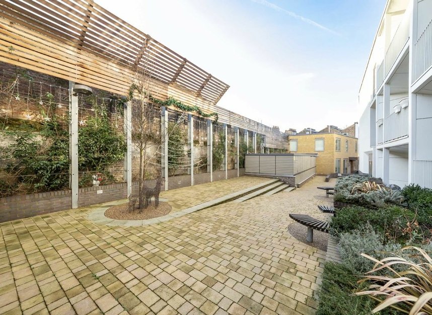 Properties let in Caledonian Road - N1 1DN view7