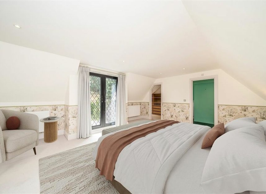 Properties let in Camden Park Road - BR7 5HG view9