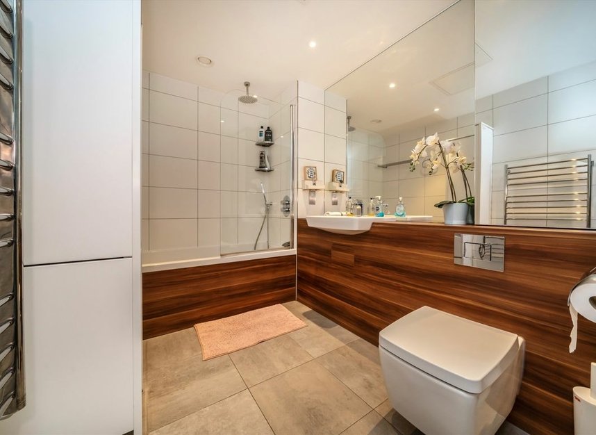 Properties to let in Canalside Square - N1 7FP view5