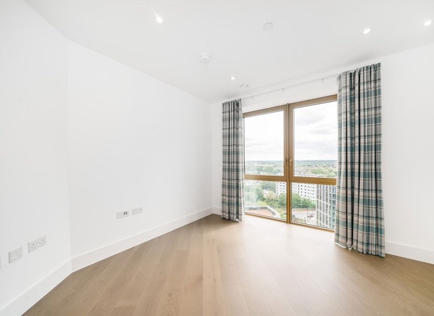 Properties to let in Capital Interchange Way - TW8 0SN view6
