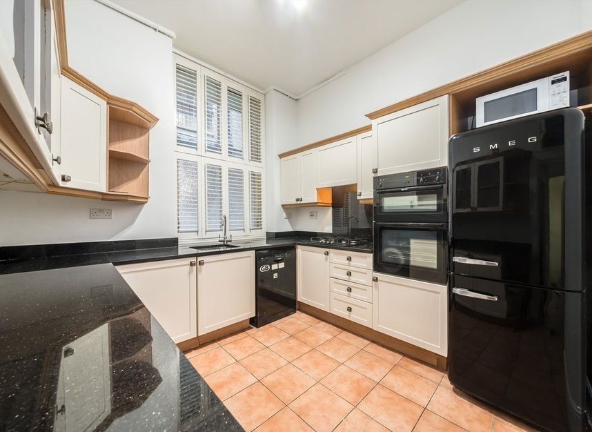 Properties to let in Carlisle Place - SW1P 1NH view3