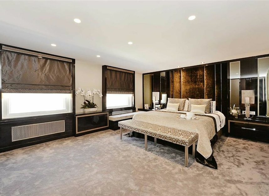 Properties let in Carlisle Street - W1D 3BL view5