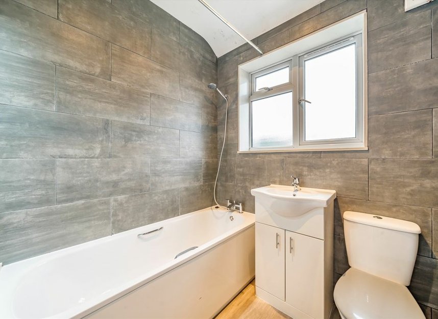 Properties let in Carnforth Road - SW16 5AB view5