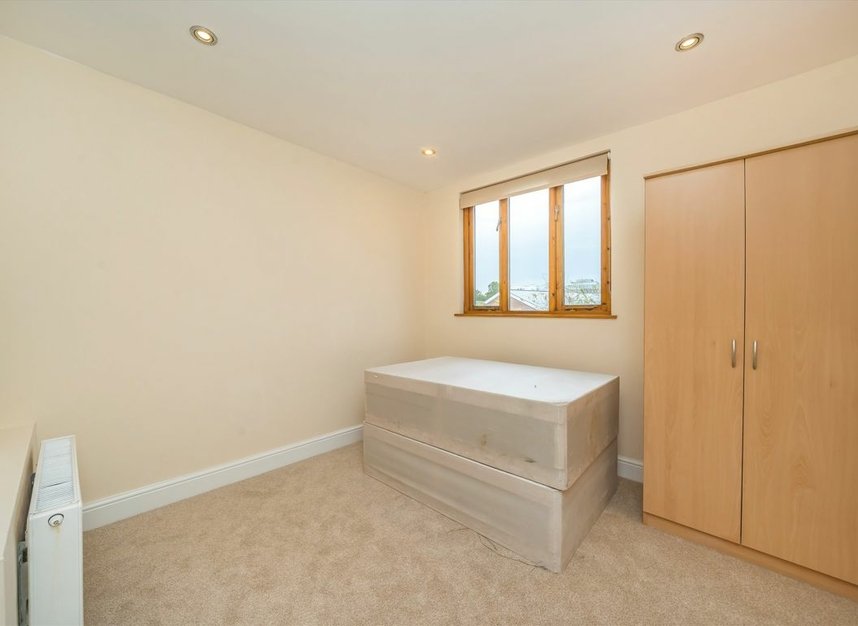 Properties let in Caroline Road - SW19 3QL view6