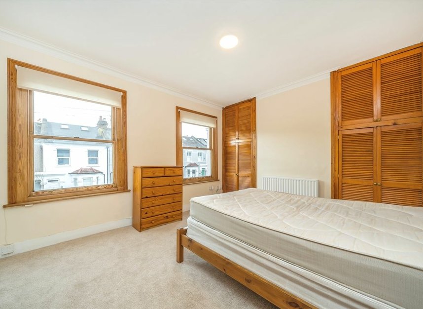 Properties let in Caroline Road - SW19 3QL view5