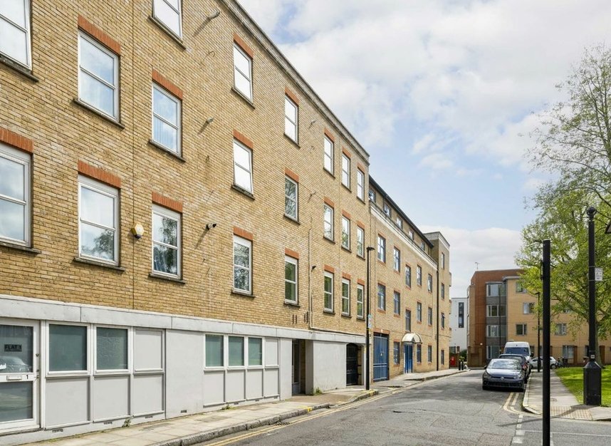 Properties let in Casson Street - E1 5LA view1