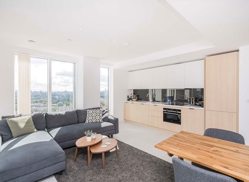 Properties to let in Cendal Crescent - E1 2FU view7