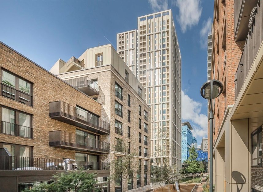 Properties to let in Cendal Crescent - E1 2FU view1