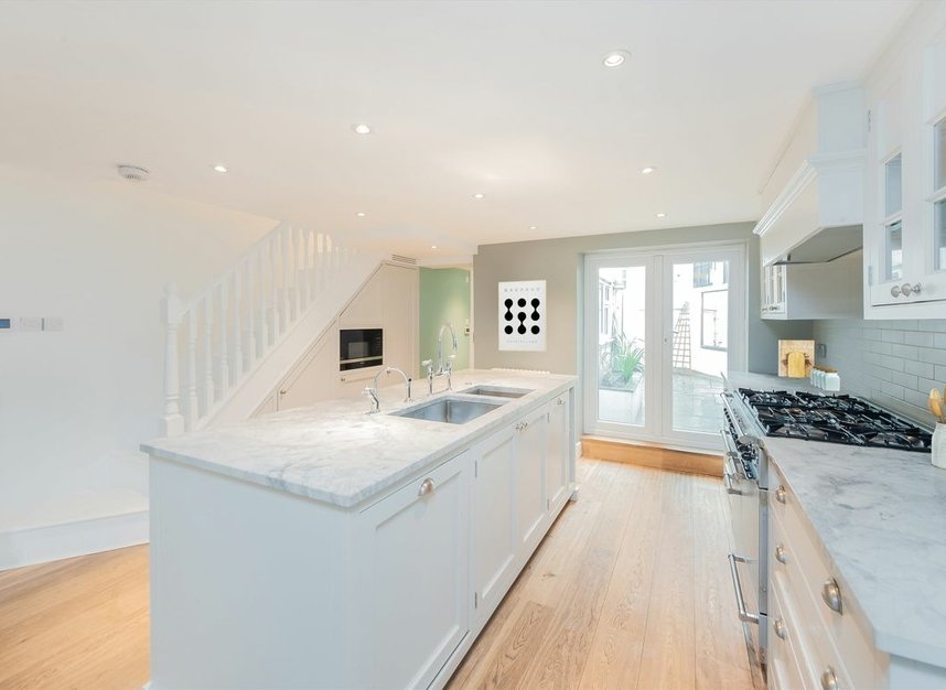 Properties let in Chancellors Road - W6 9RS view3