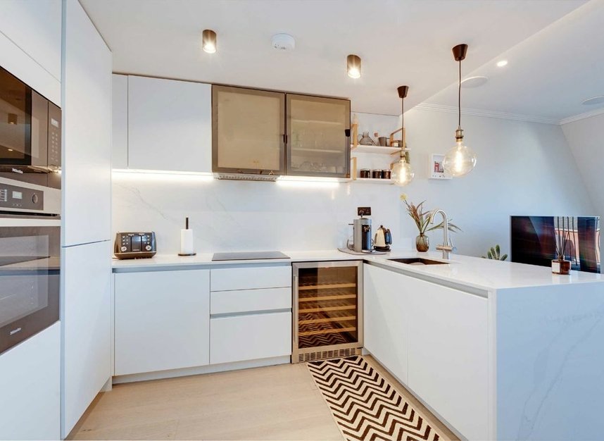 Properties to let in Chapel Market - N1 9EN view4