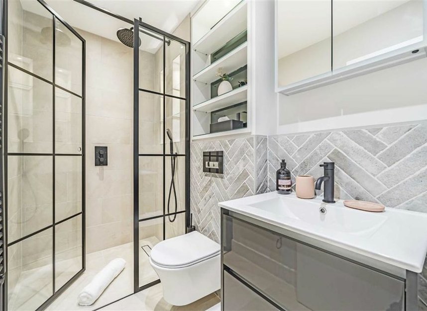 Properties to let in Charlotte Street - W1T 2LX view5