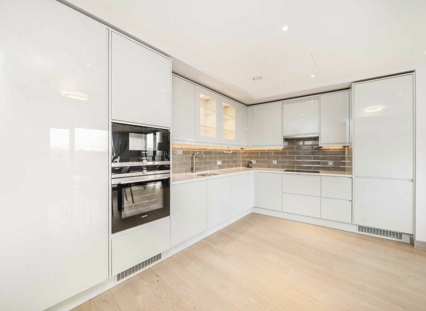 Properties let in Chivers Passage - SW18 1UA view4
