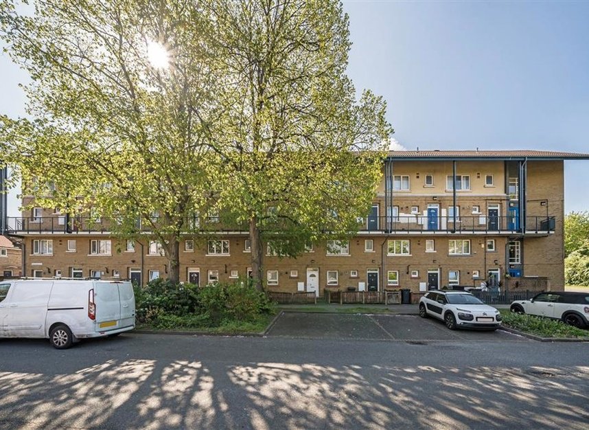 Properties let in Chubworthy Street - SE14 6HD view1