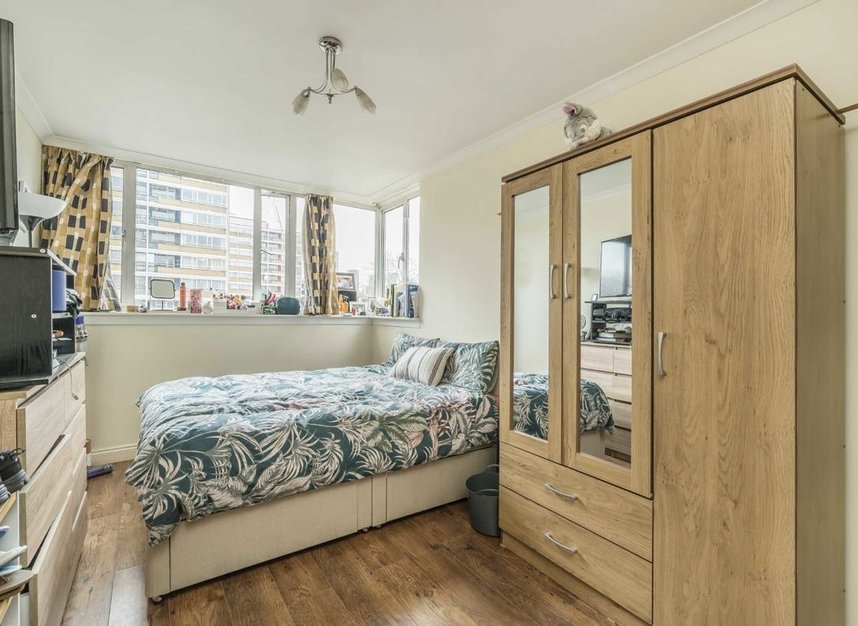 Properties let in Churchill Gardens - SW1V 3BY view4