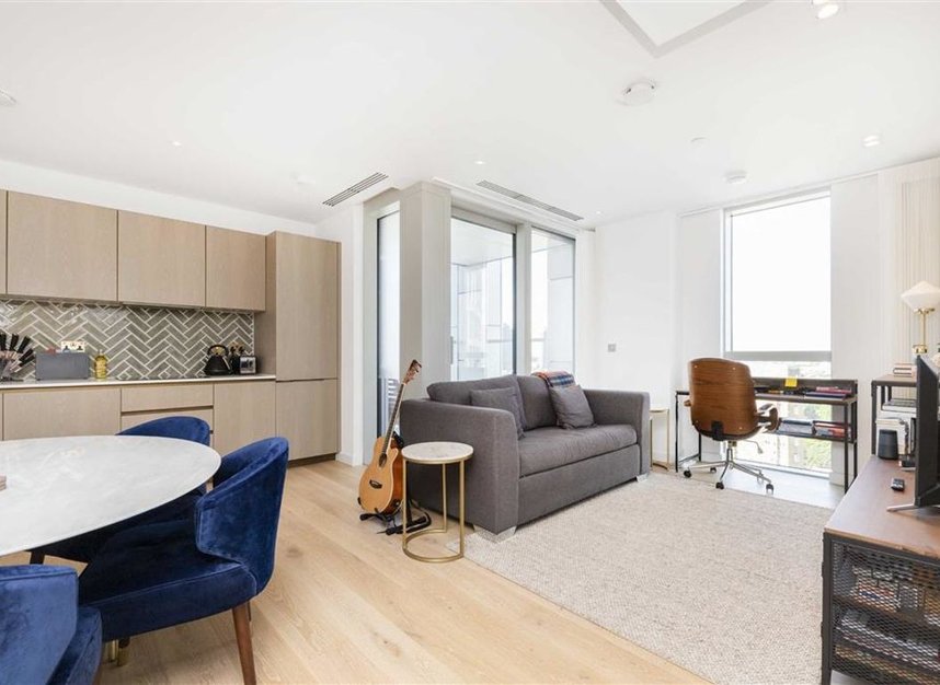 Properties to let in City Road - EC1V 1AX view3