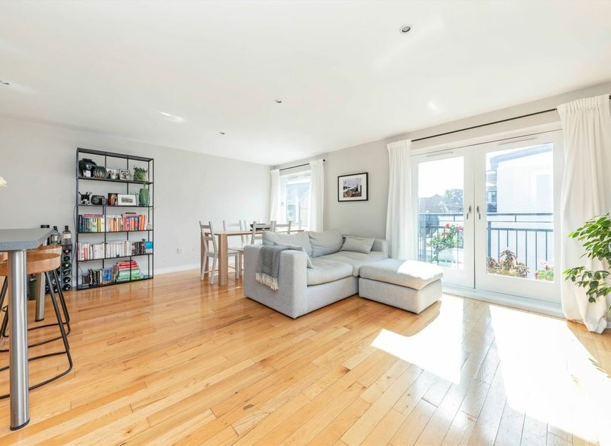Properties let in City Road - EC1V 2PZ view2