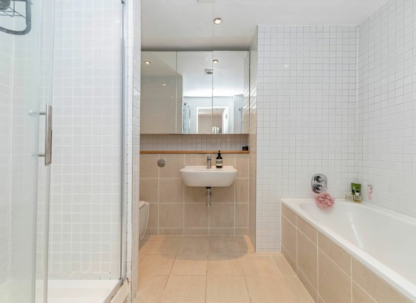 Properties let in City Road - EC1V 2PZ view6