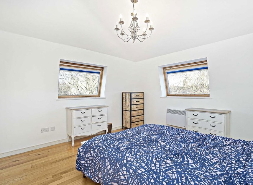 Properties to let in City Road - EC1V 2PZ view7