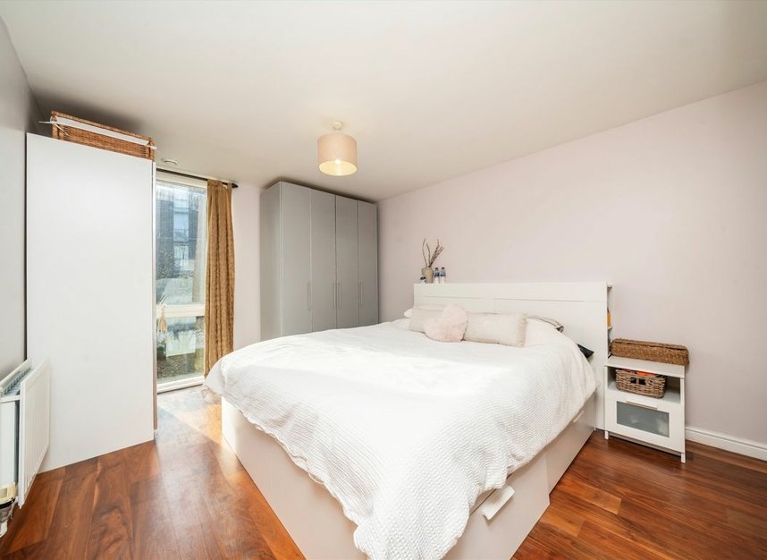 Properties to let in Clayponds Lane - TW8 0GX view6