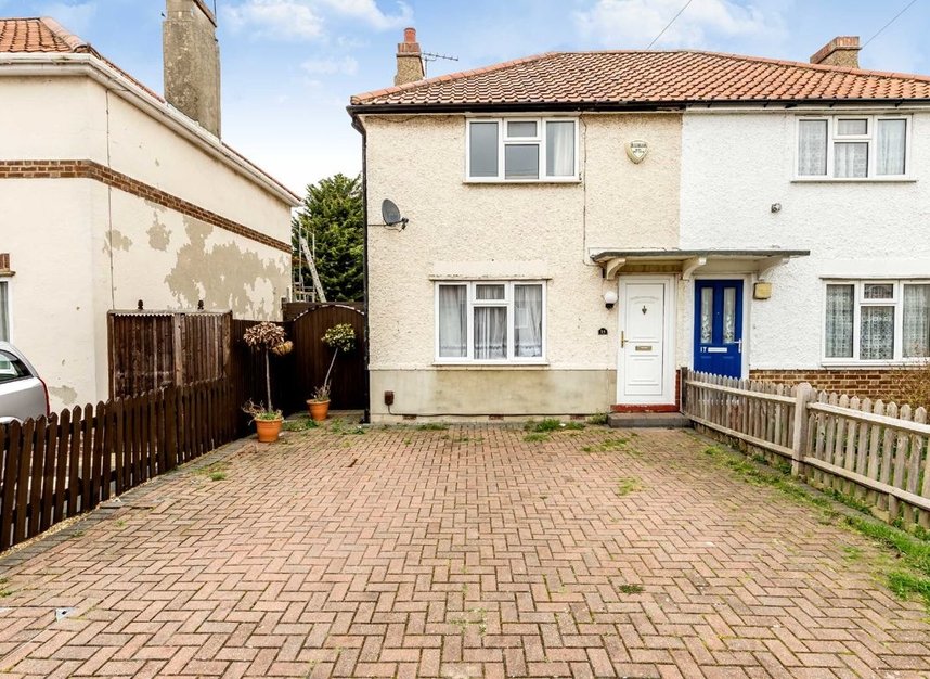 House semidetached to rent in Cobbett Road, Twickenham, TW2 (Ref