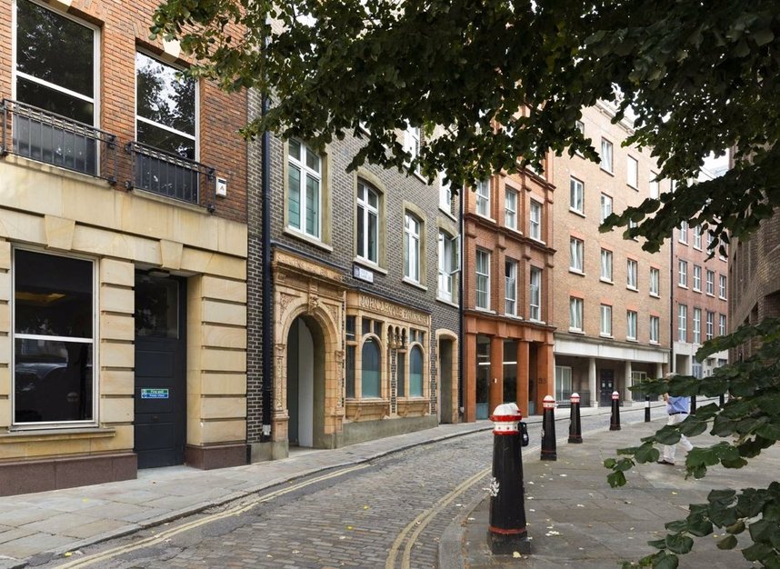 Flat to rent in Cock Lane, London, EC1A (Ref 187094) Dexters