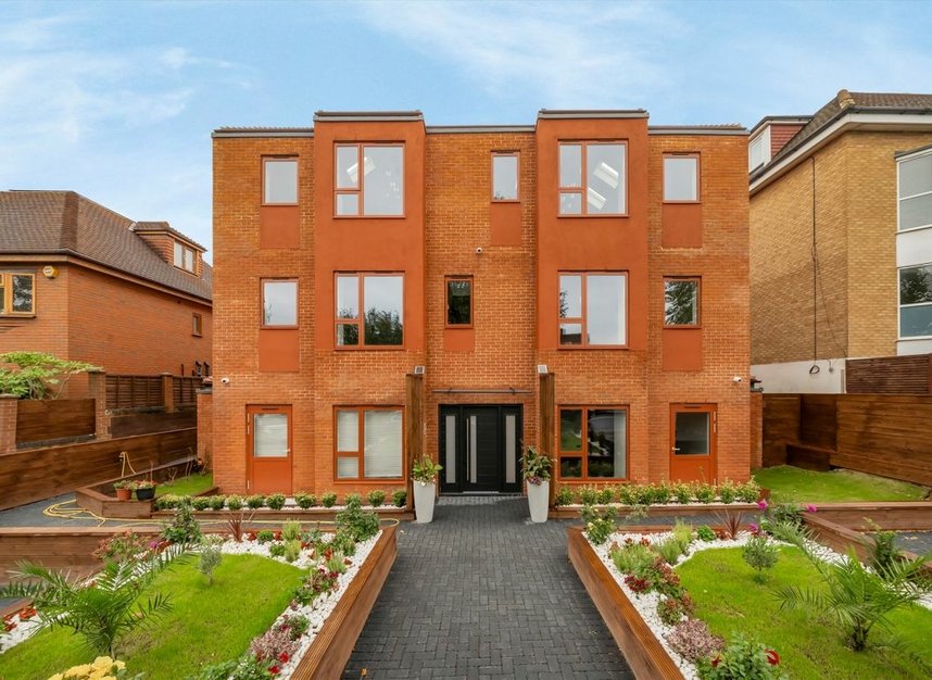Properties let in Colney Hatch Lane - N10 1BD view6