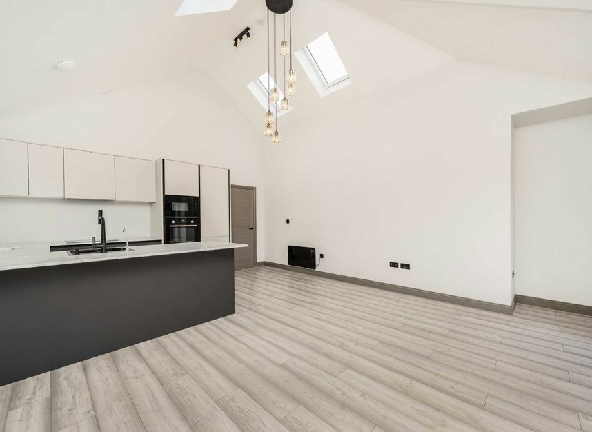 Properties let in Colney Hatch Lane - N10 1BD view3