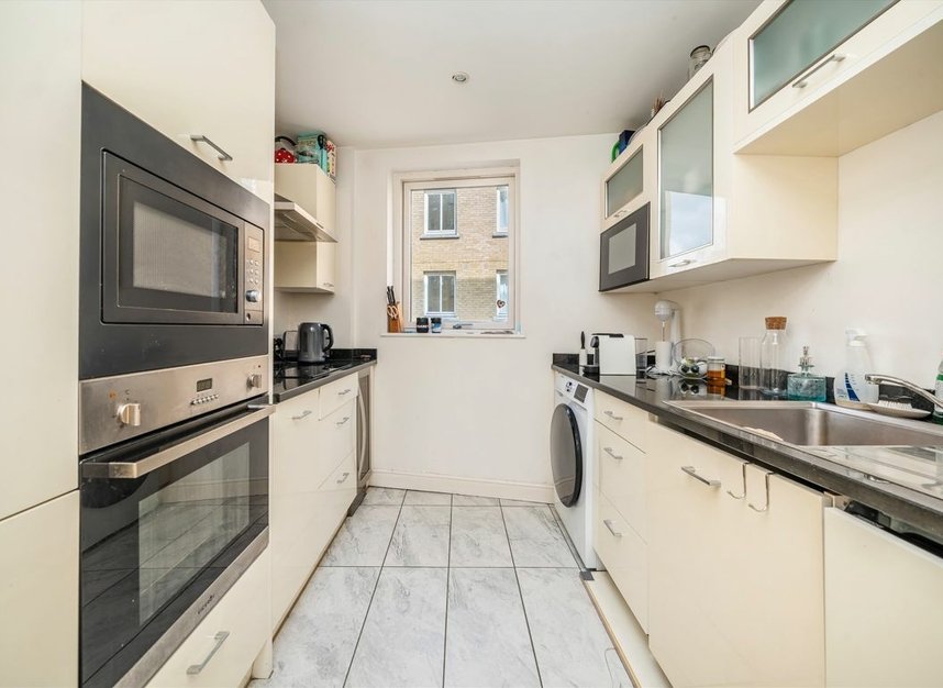 Properties to let in Commercial Road - E1 1LF view4