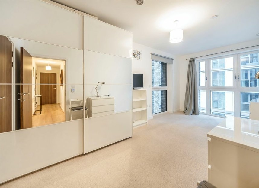 Properties let in Commercial Road - E1 1FE view7