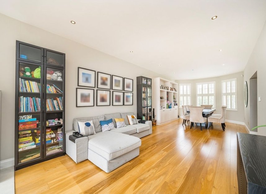 Properties to let in Coppetts Road - N10 1HR view3