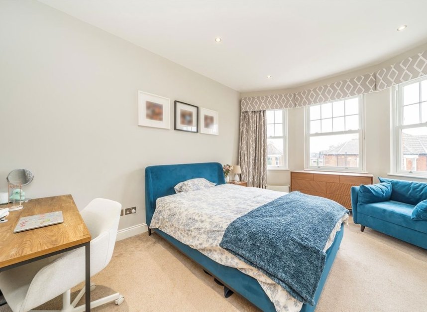 Properties to let in Coppetts Road - N10 1HR view8