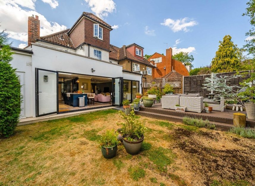 Properties let in Coppice Walk - N20 8DA view10